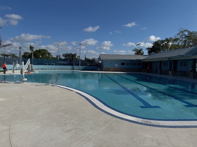 Image of West End Park's new swimming pool