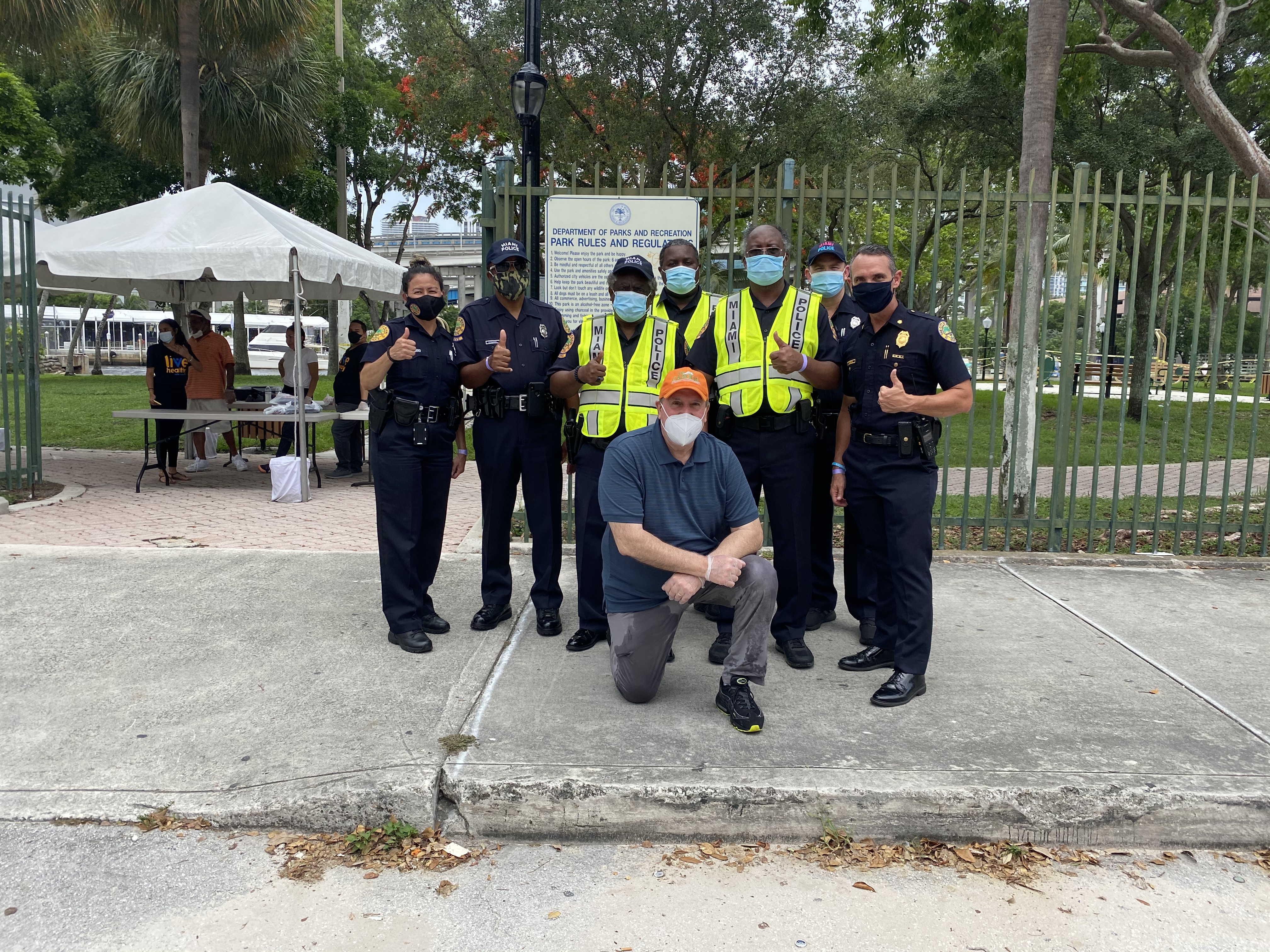 Covid-19  Relief Programs: Hot Meals with the assistance of Miami Police