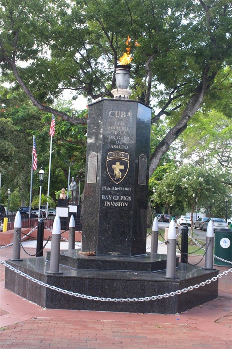 Cuban Memorial Plaza.JPG